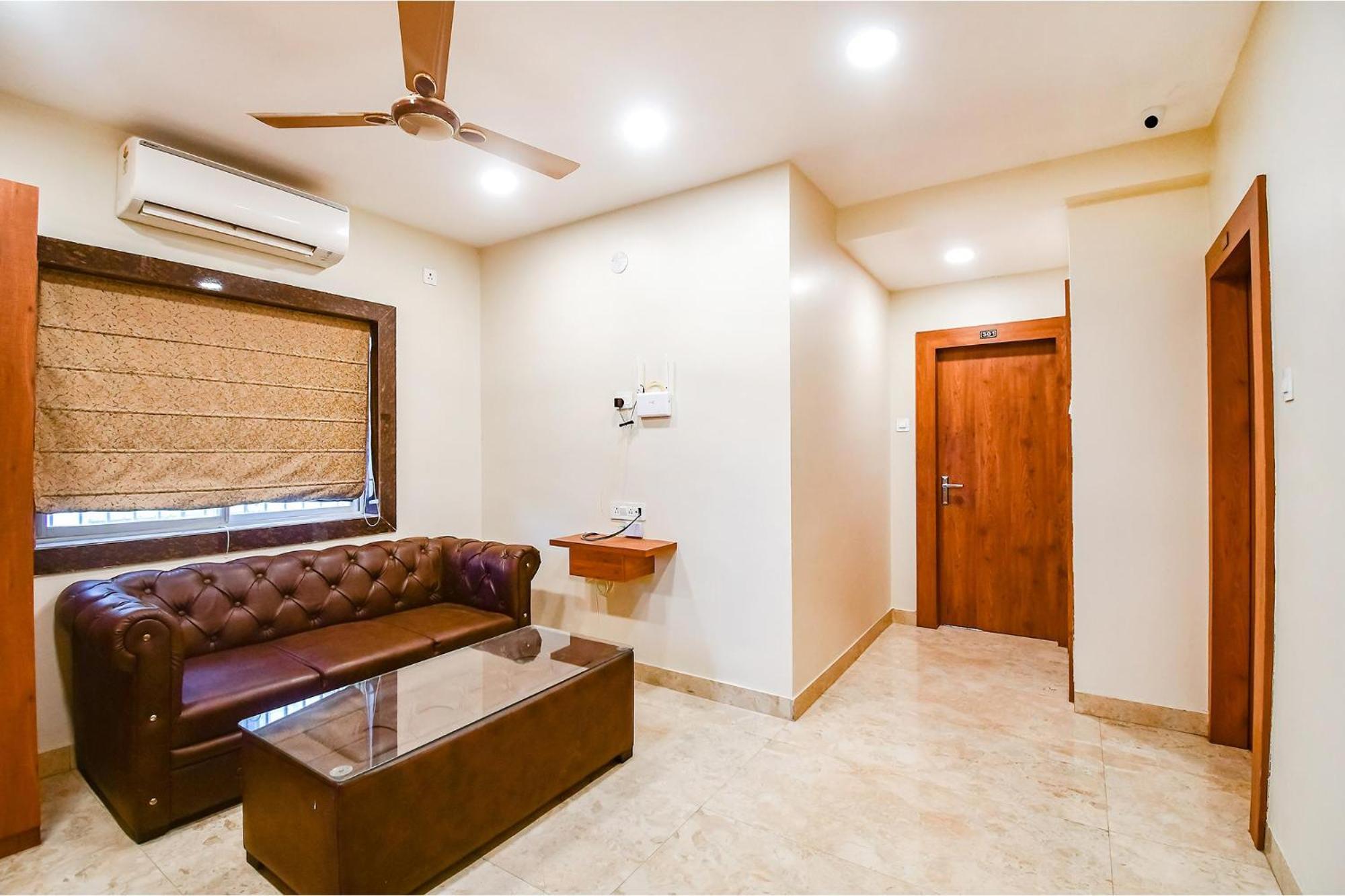 Fabhotel Dreamworld Residency Калькутта Экстерьер фото