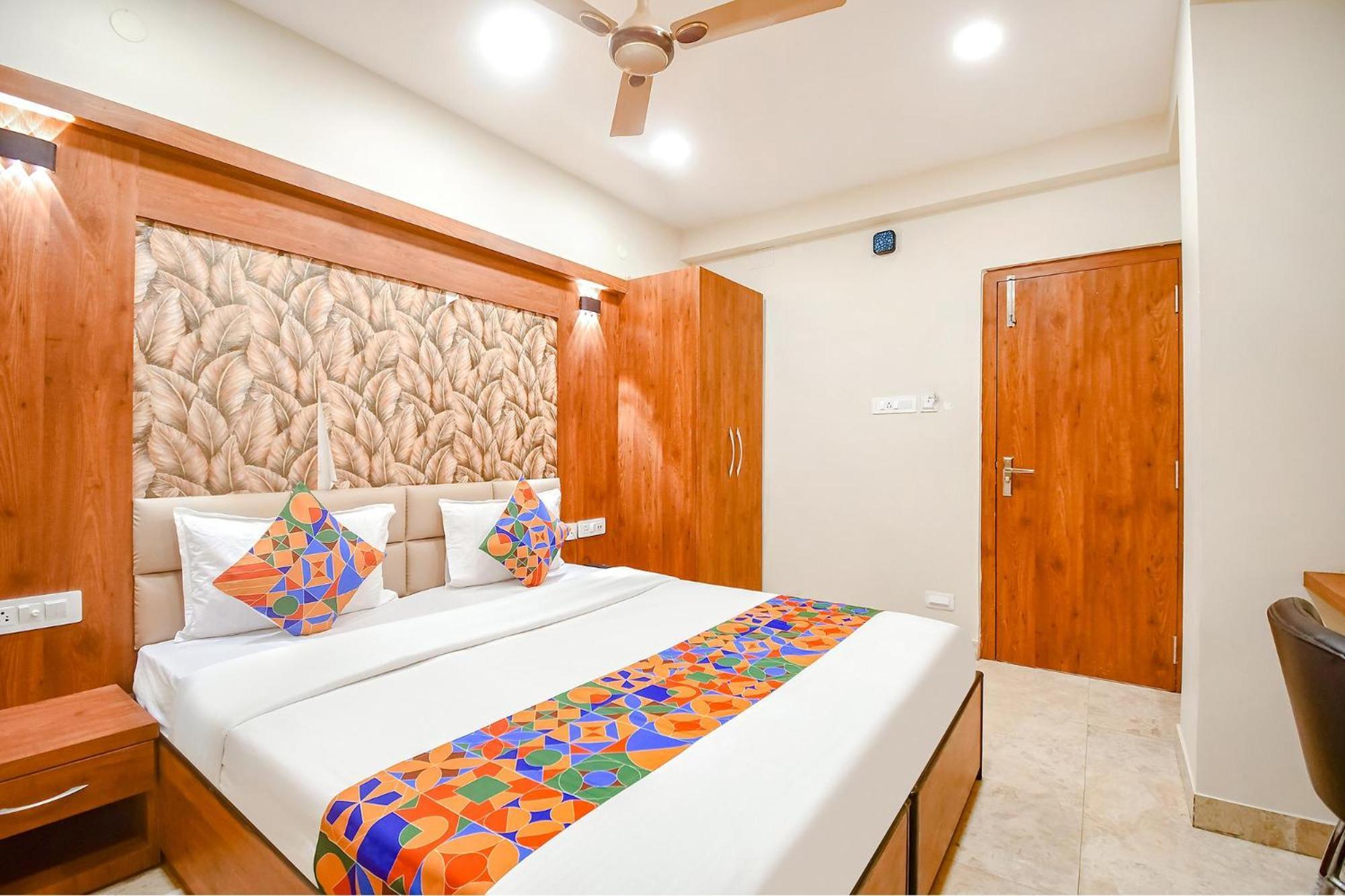 Fabhotel Dreamworld Residency Калькутта Экстерьер фото