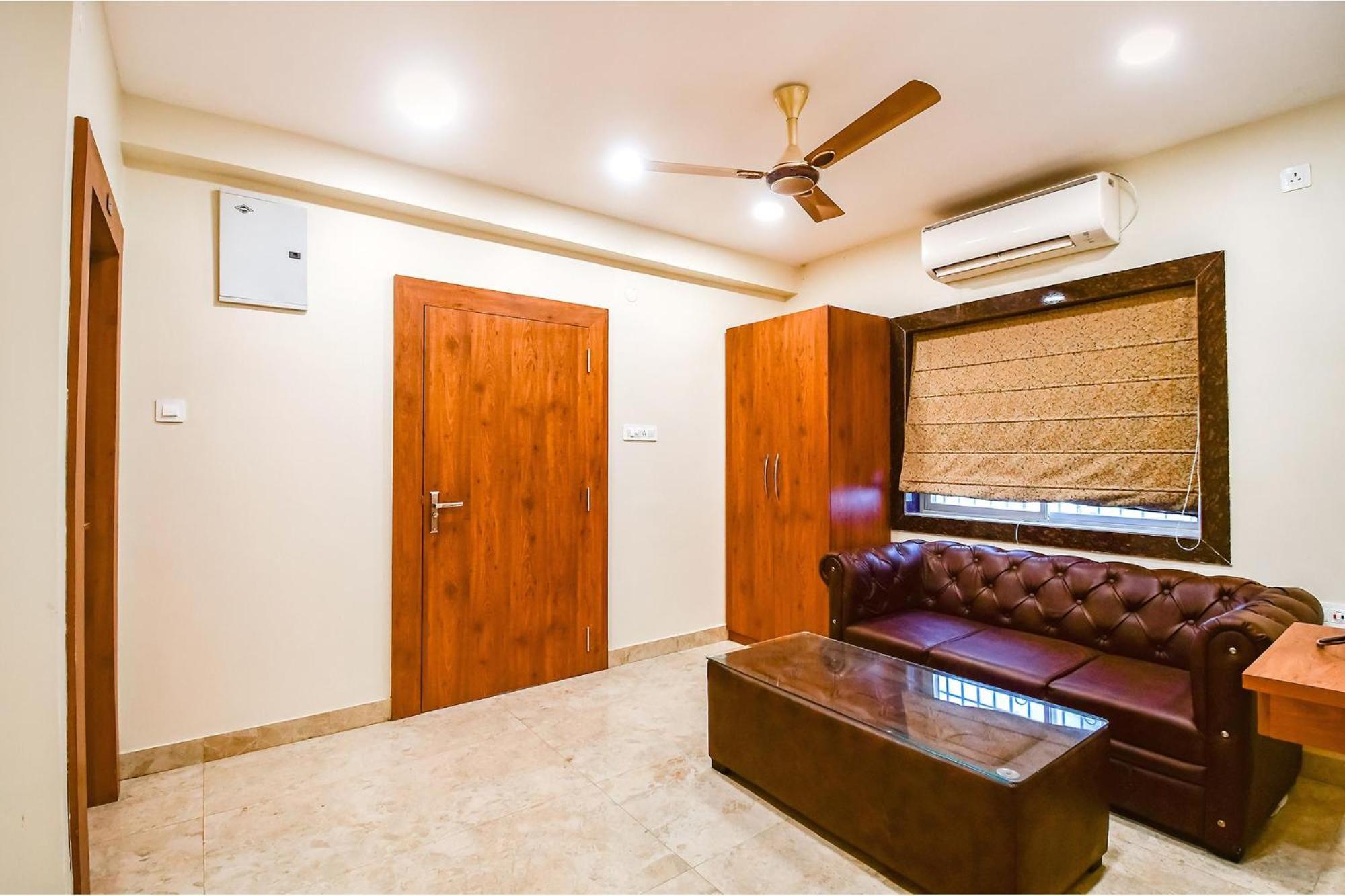 Fabhotel Dreamworld Residency Калькутта Экстерьер фото